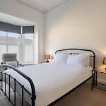 Victorian Retreat, Sleeps 8, Dog Friendly